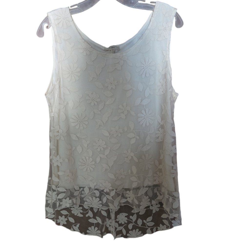 Beautiful Lace sleeveless top